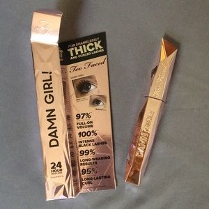 Too faced damn girl mascara